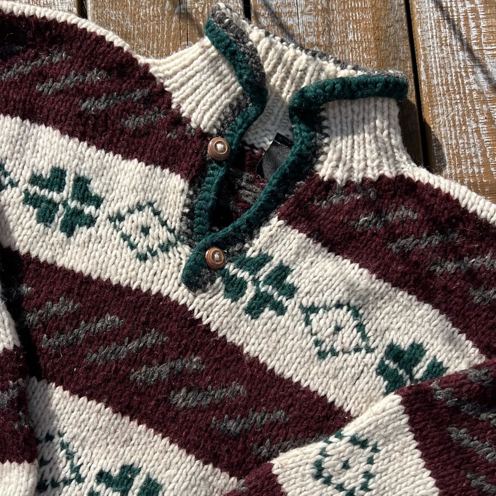 Chunky Hand Knit 100% Wool Sweater - Picture 6 of 9